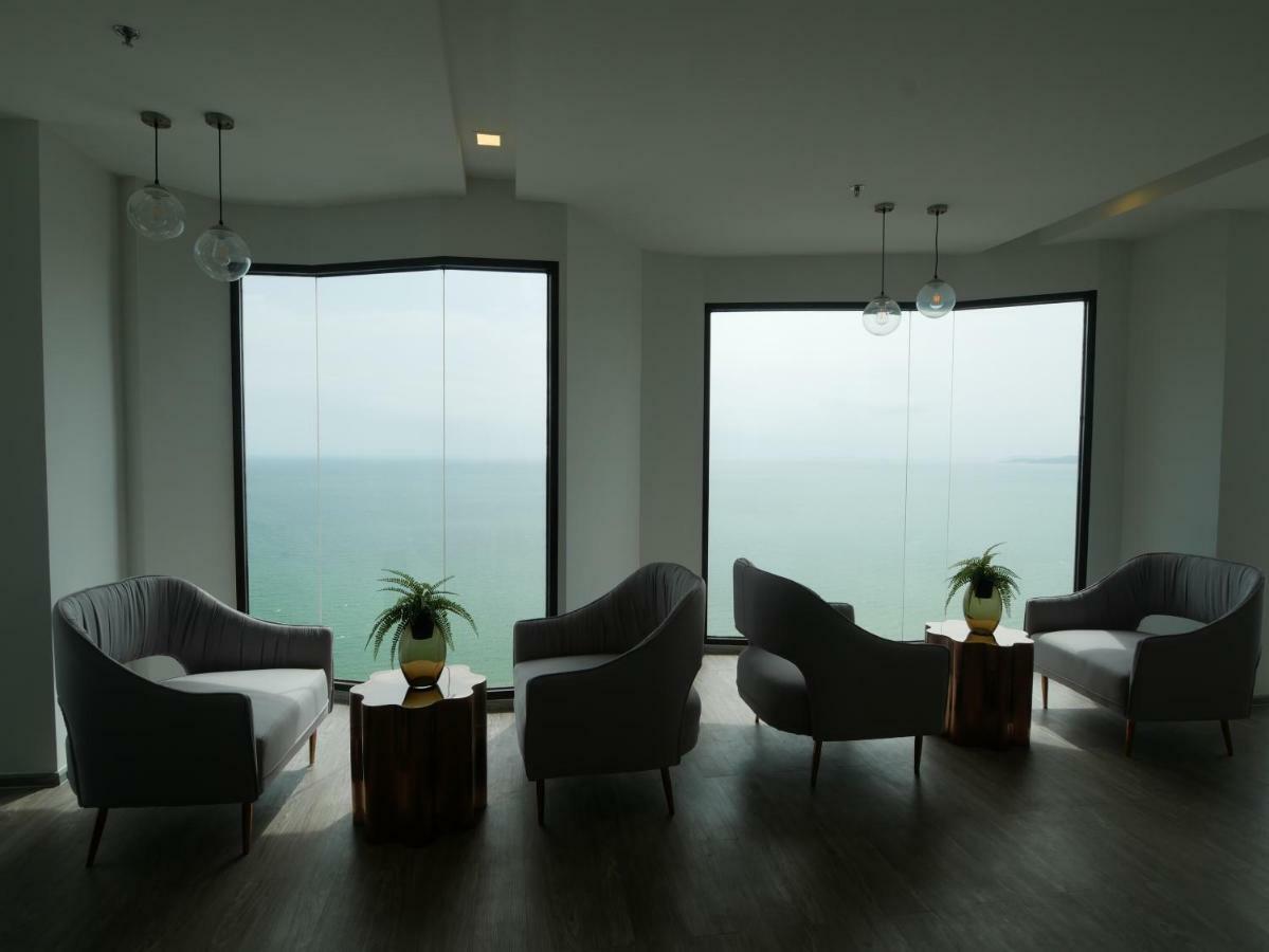 Aeras - The Ultimate Beachfront Experience Джомтиен Бийч Екстериор снимка